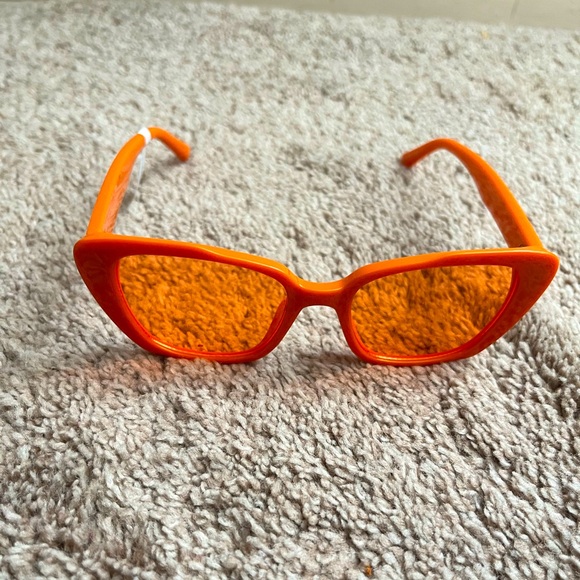 By Anthropologie Monochrome Cat-Eye Sunglasses - Picture 3 of 8